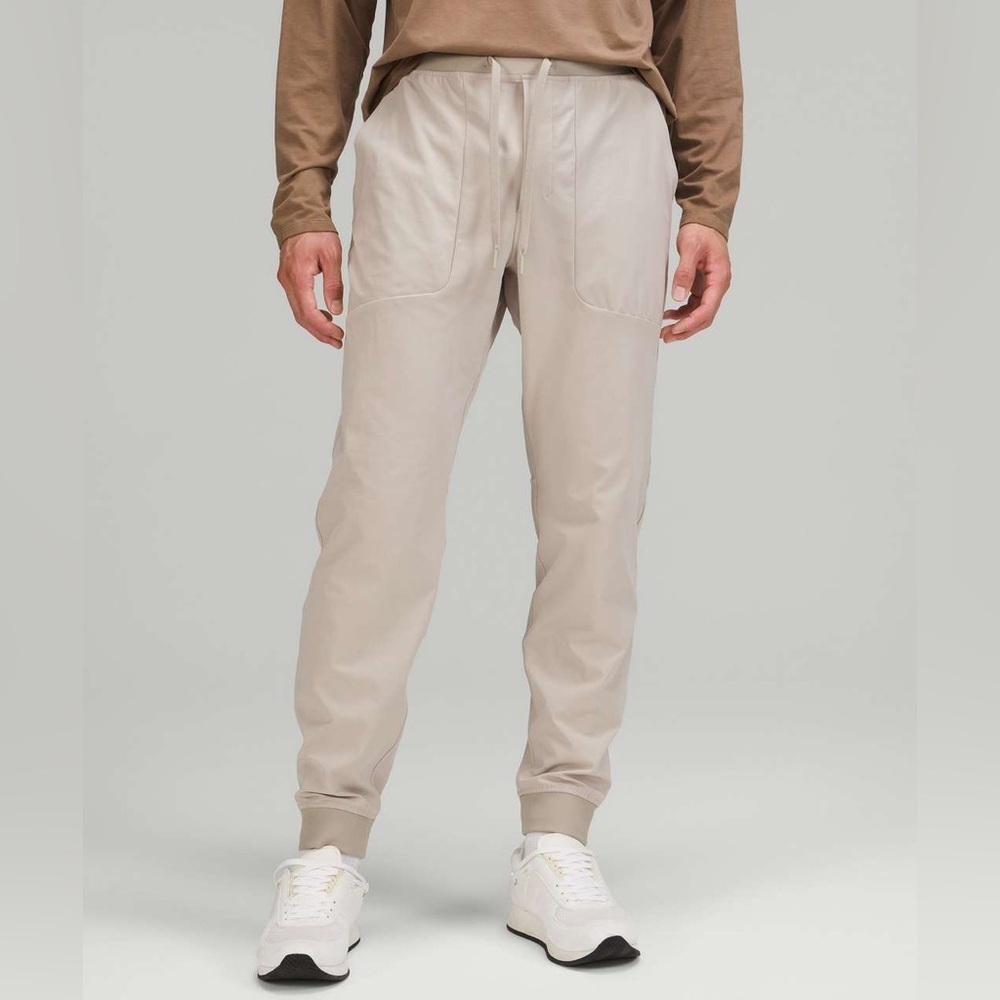 Lululemon Gray Greenish ABC Jogger *Warpstreme Men’s Size XS